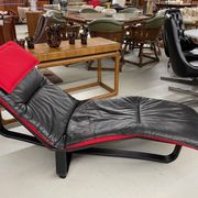 Scandinavian modern black leather and red wool reversible chaise lounge from Westnofa, Norwegian