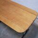 Table pliante vintage en bois et métal