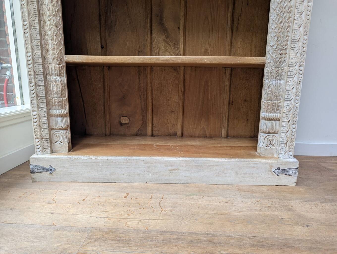 White Indian bookcase