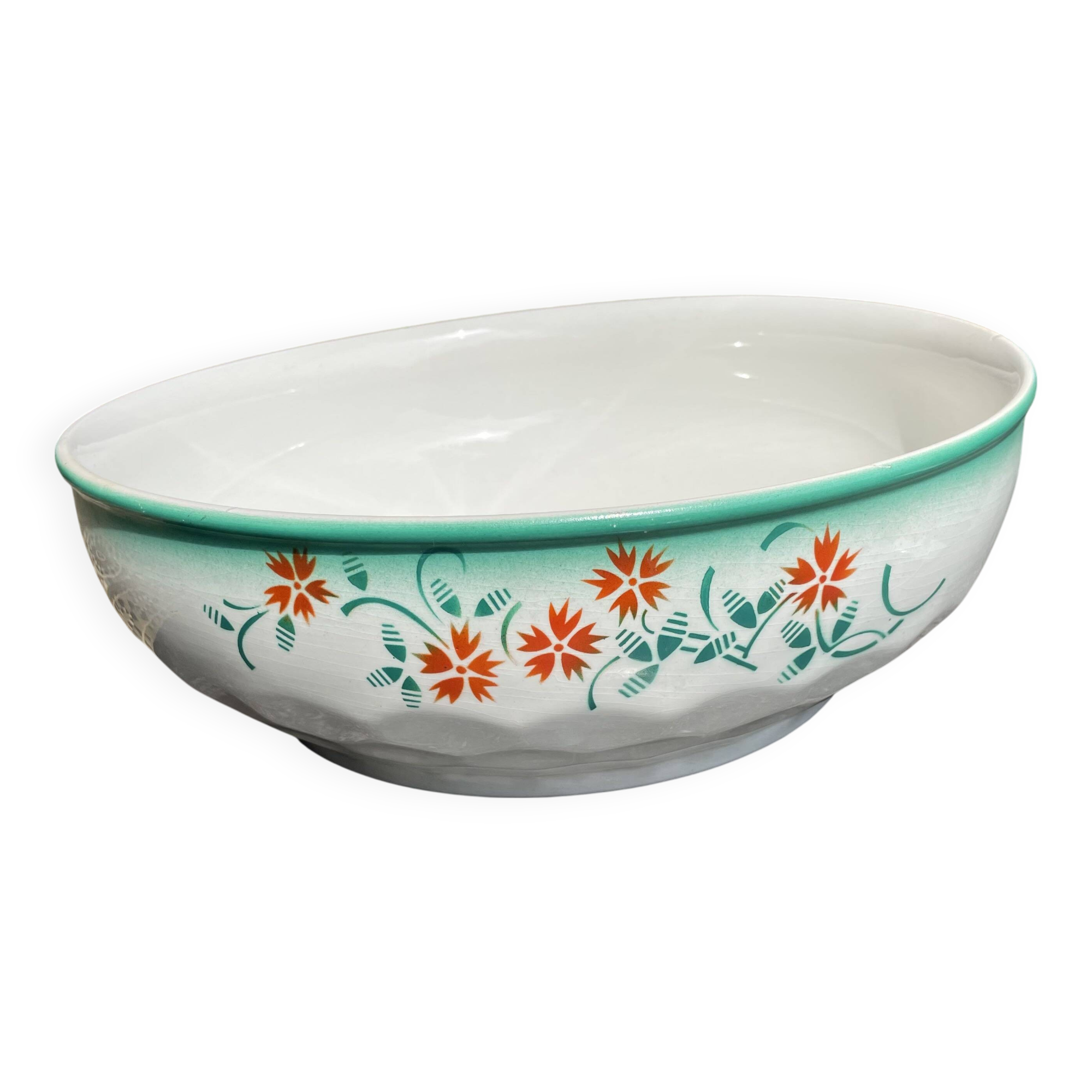 Flat earthenware bowl