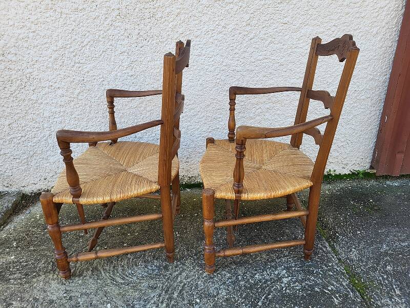 Pair of provencal straw armchairs in walnut