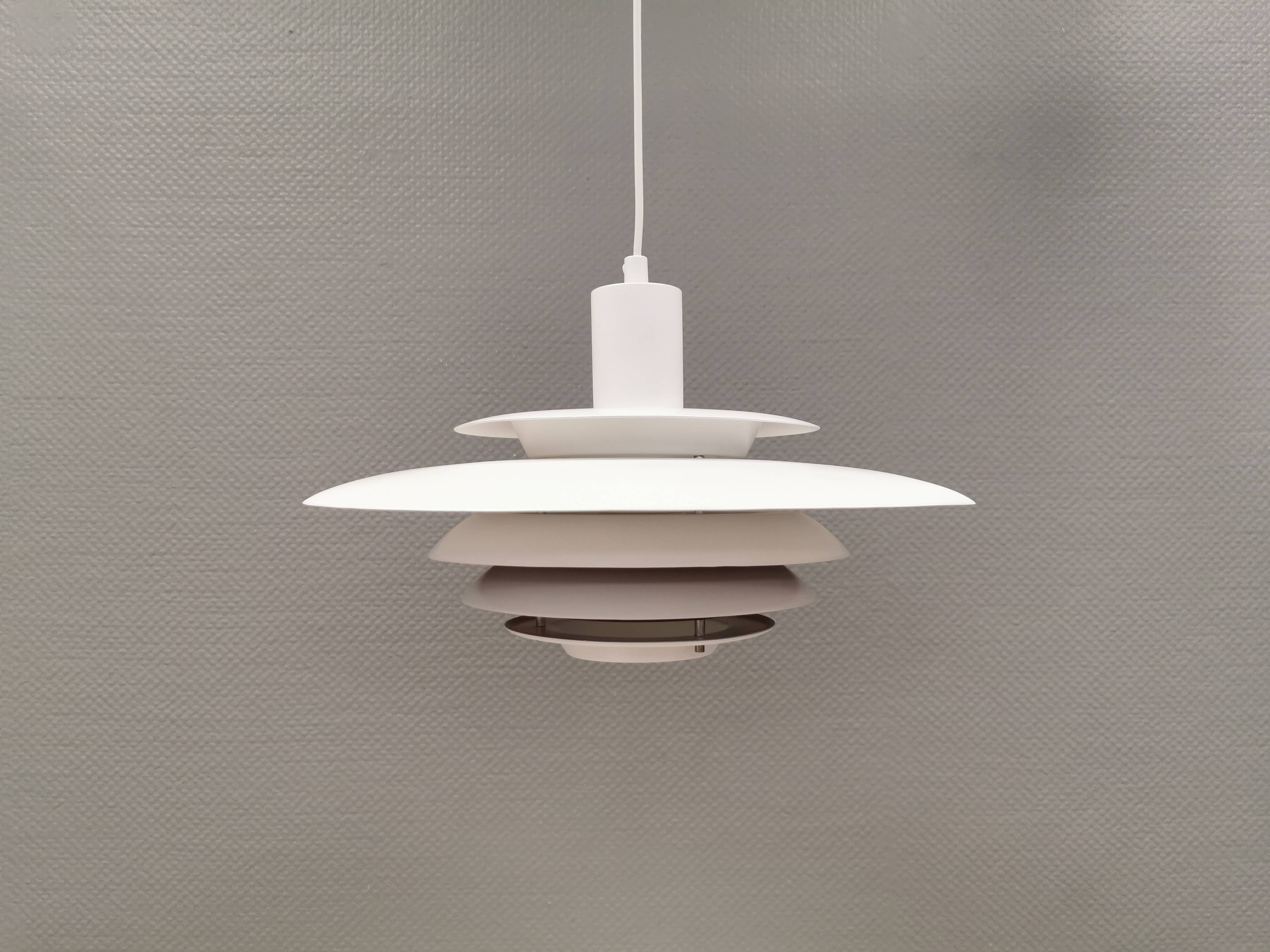 A very rare ‘Teknika’ lamp, Denmark, 1960s, model 425.