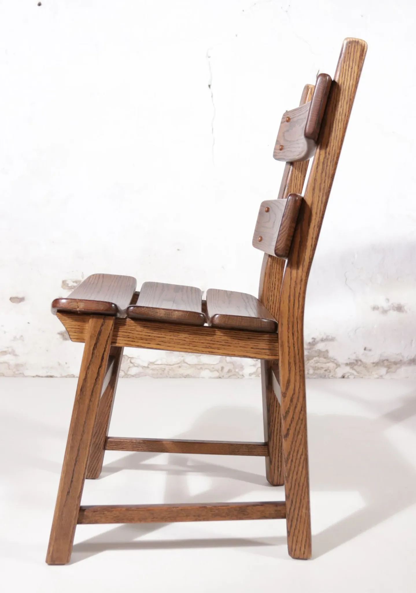 Set of 4 brutalist oak ladderback dining chairs – Netherlands, 1970s