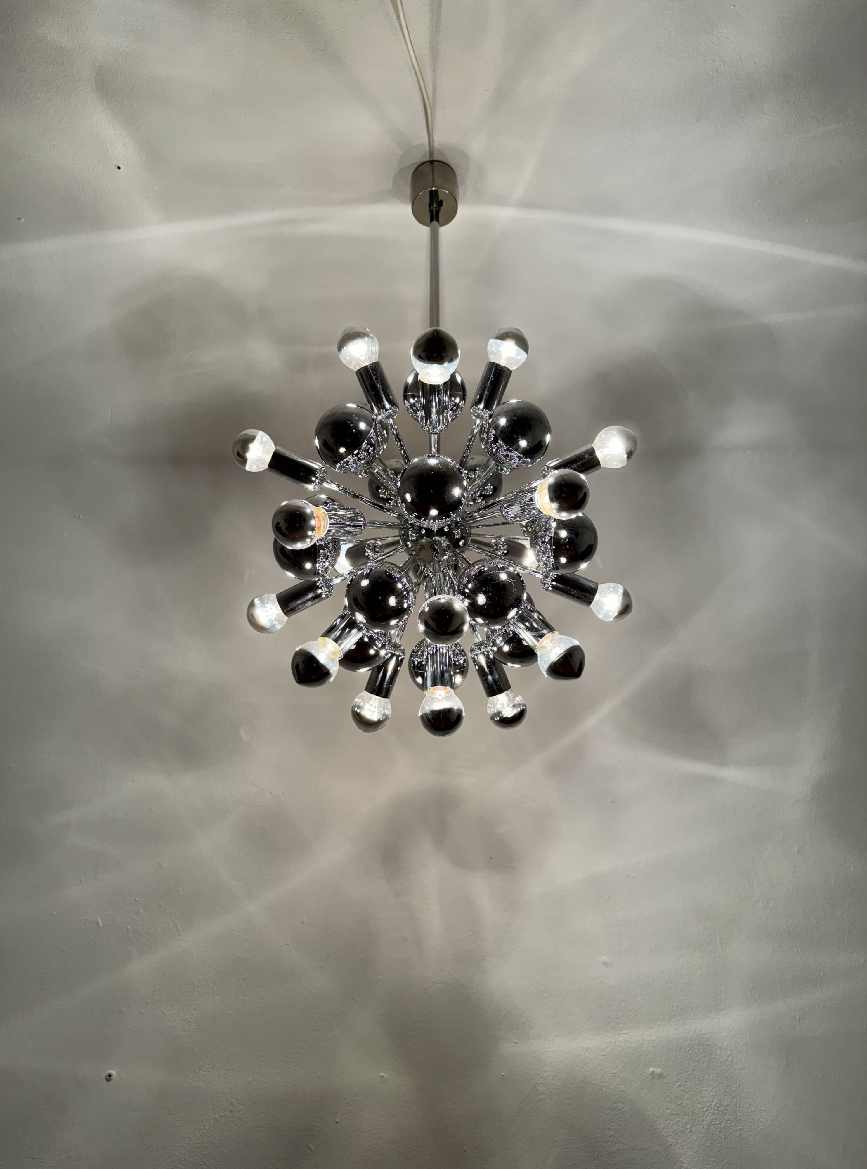 Chandelier Sputnik par Cosack