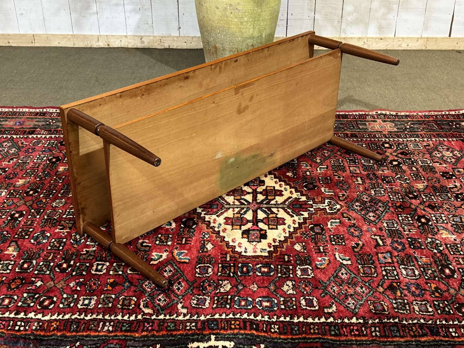 1970s English coffee table in teak and iroko.