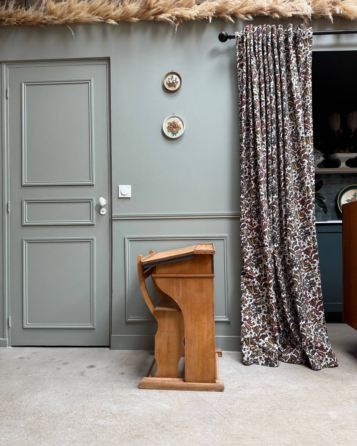 Bureau enfant avec chaise rétractable