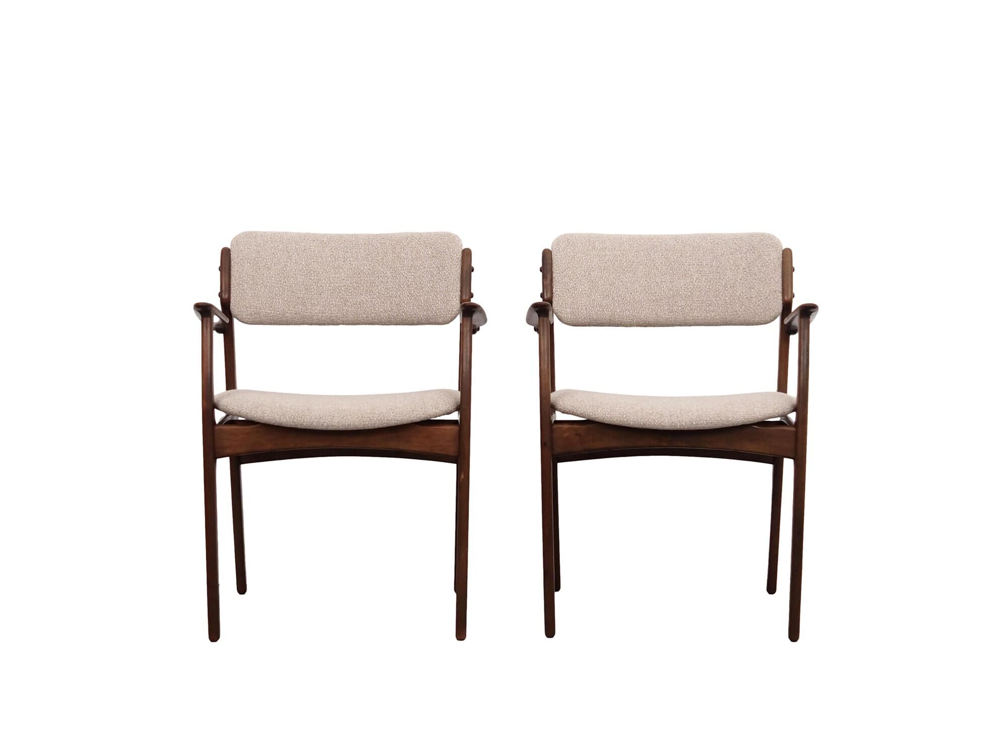 Set of two walnut chairs, Danish design, 1960s, designer: Erik Buch