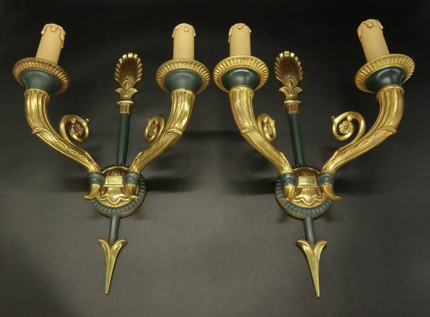 Pair of large Restoration style wall sconces from Lucien GAU - bronze