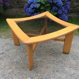 Vintage Scandinavian design coffee table in solid beech.