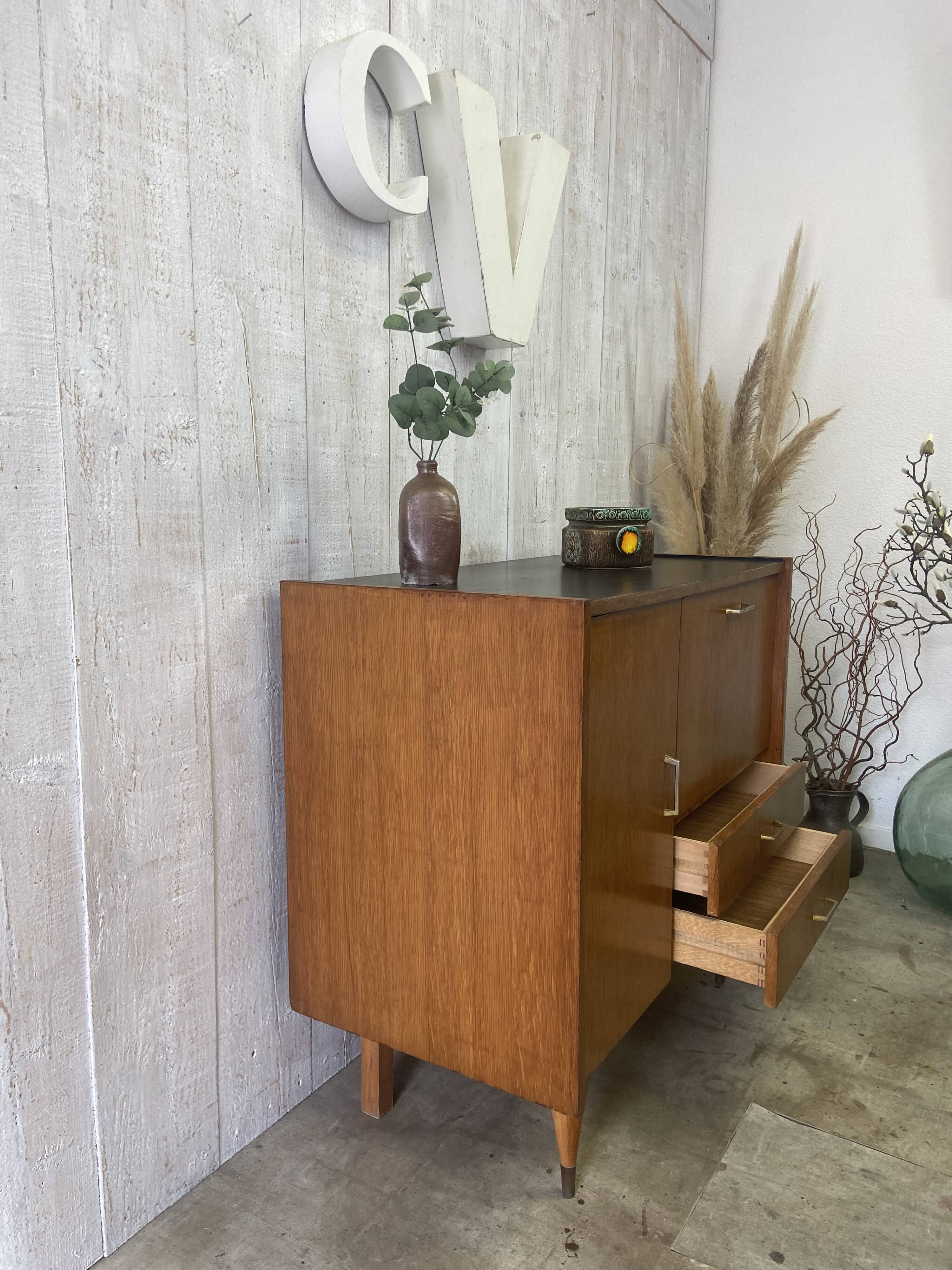 Vintage buffet