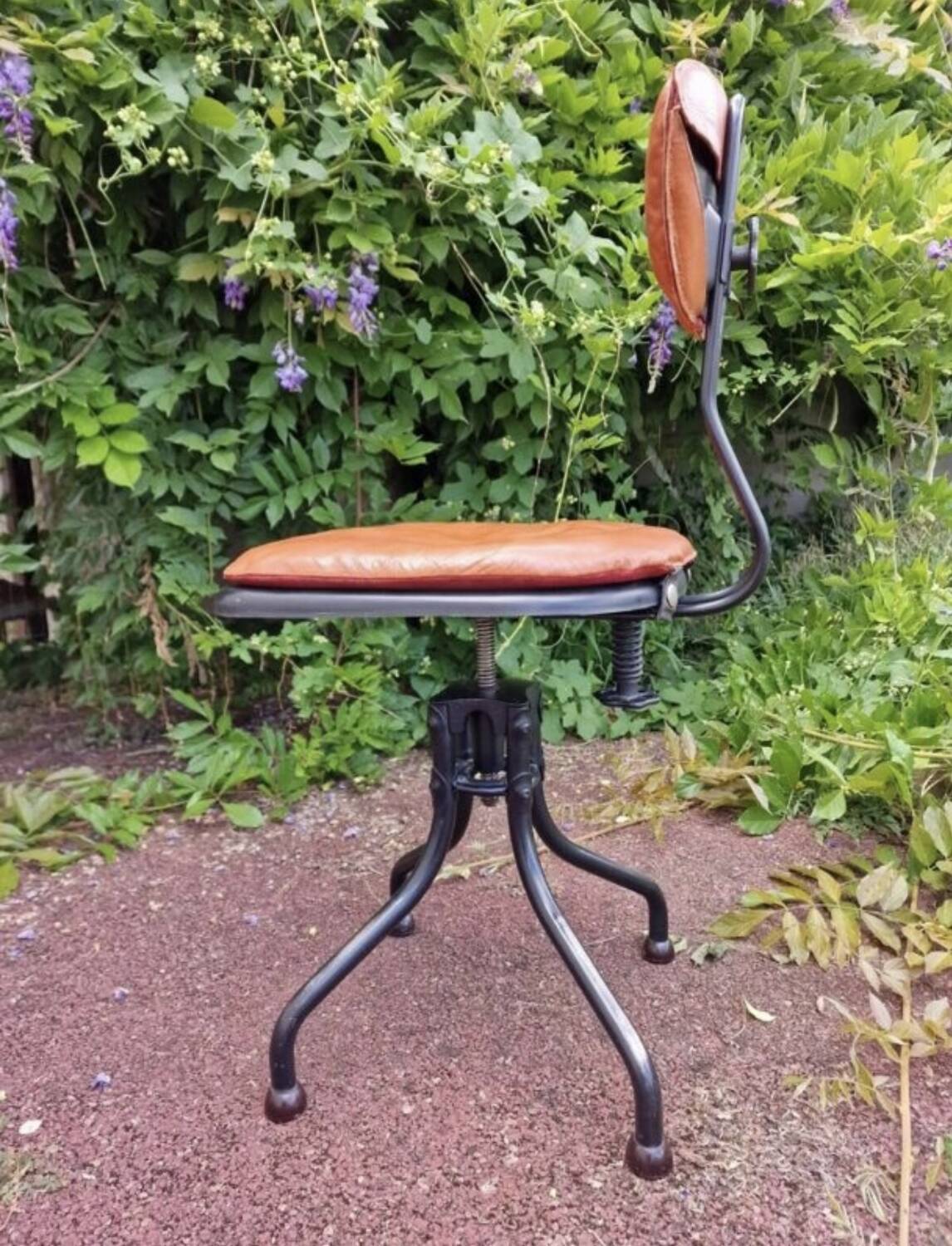 “Flambo” industrial chair by Henri Liber, model M42 circa 1934