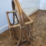 Rattan magazines rack