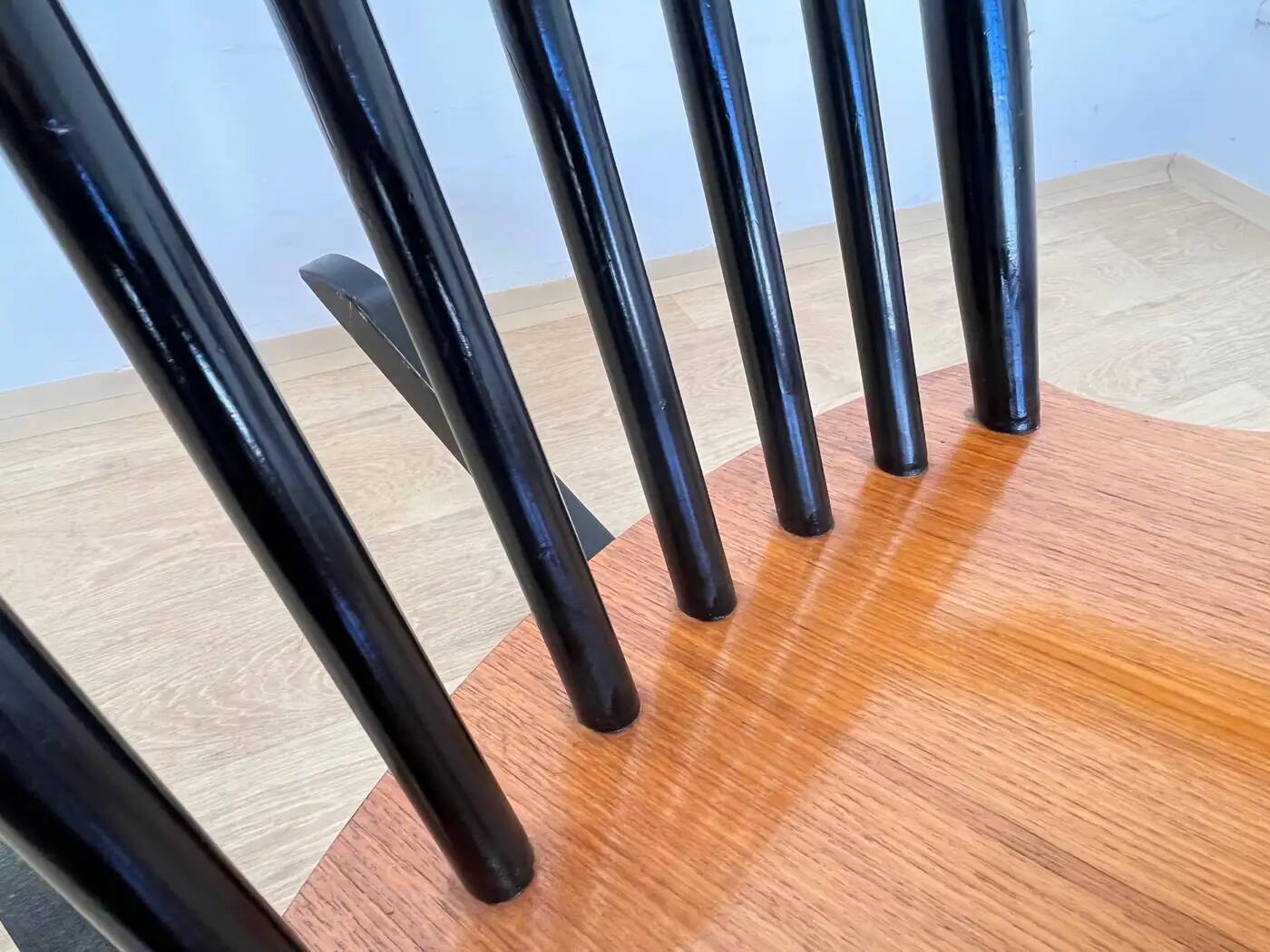 Fauteuil à bascule finlandais vintage par Varjosen Puunjalostus pour Uusikylä, 1960