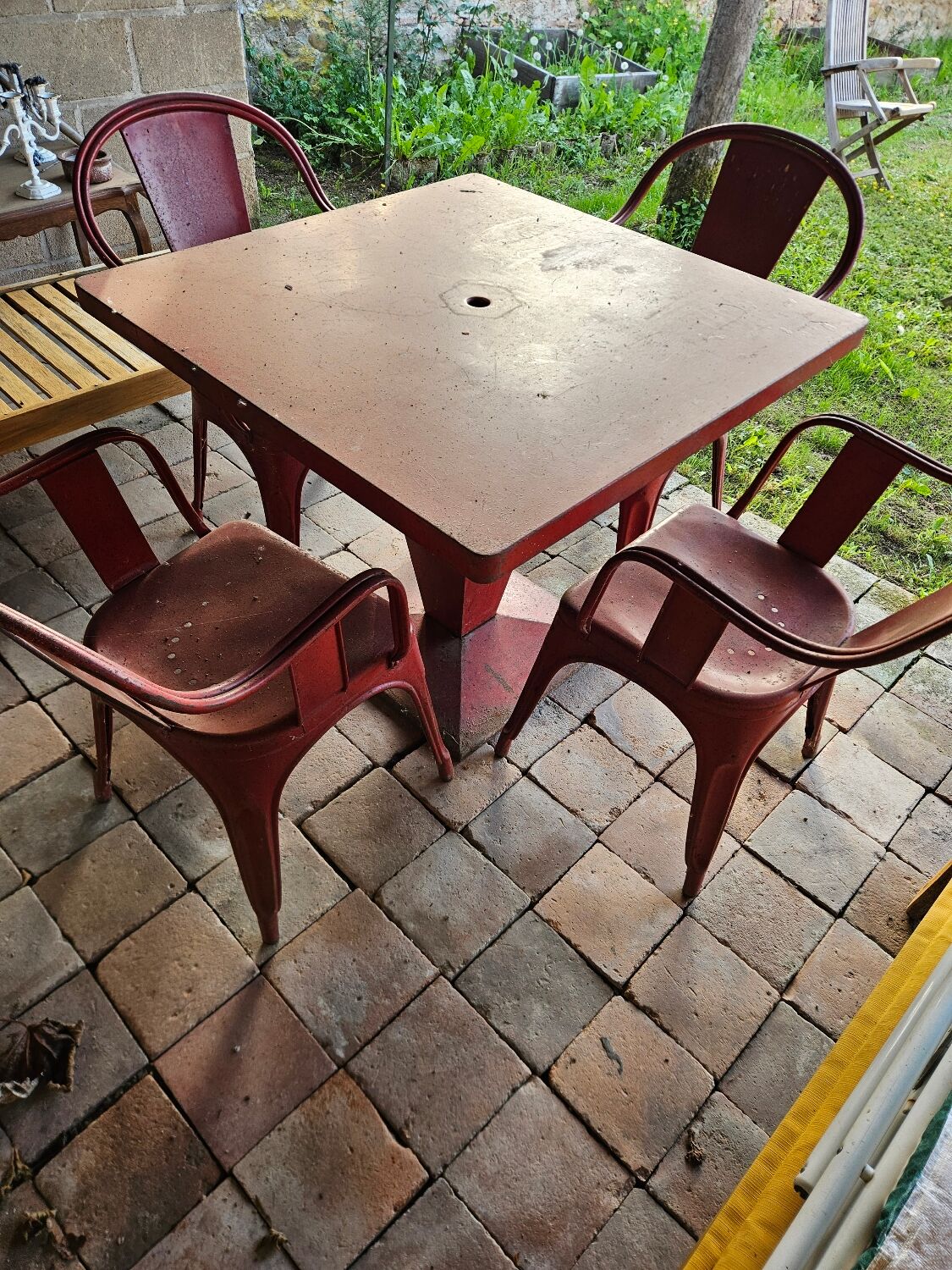 Tolix Table