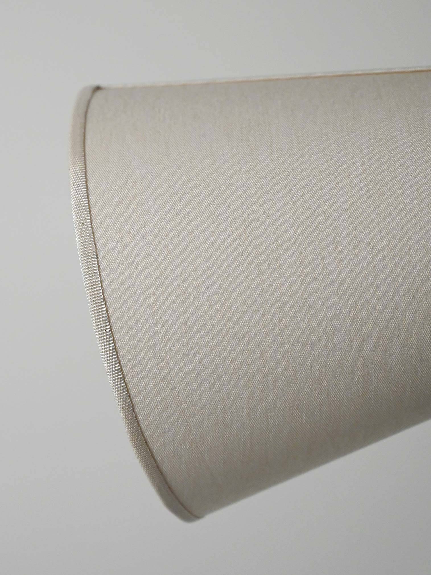 Lampadaire scandinave de style Mid-Century en chêne et métal