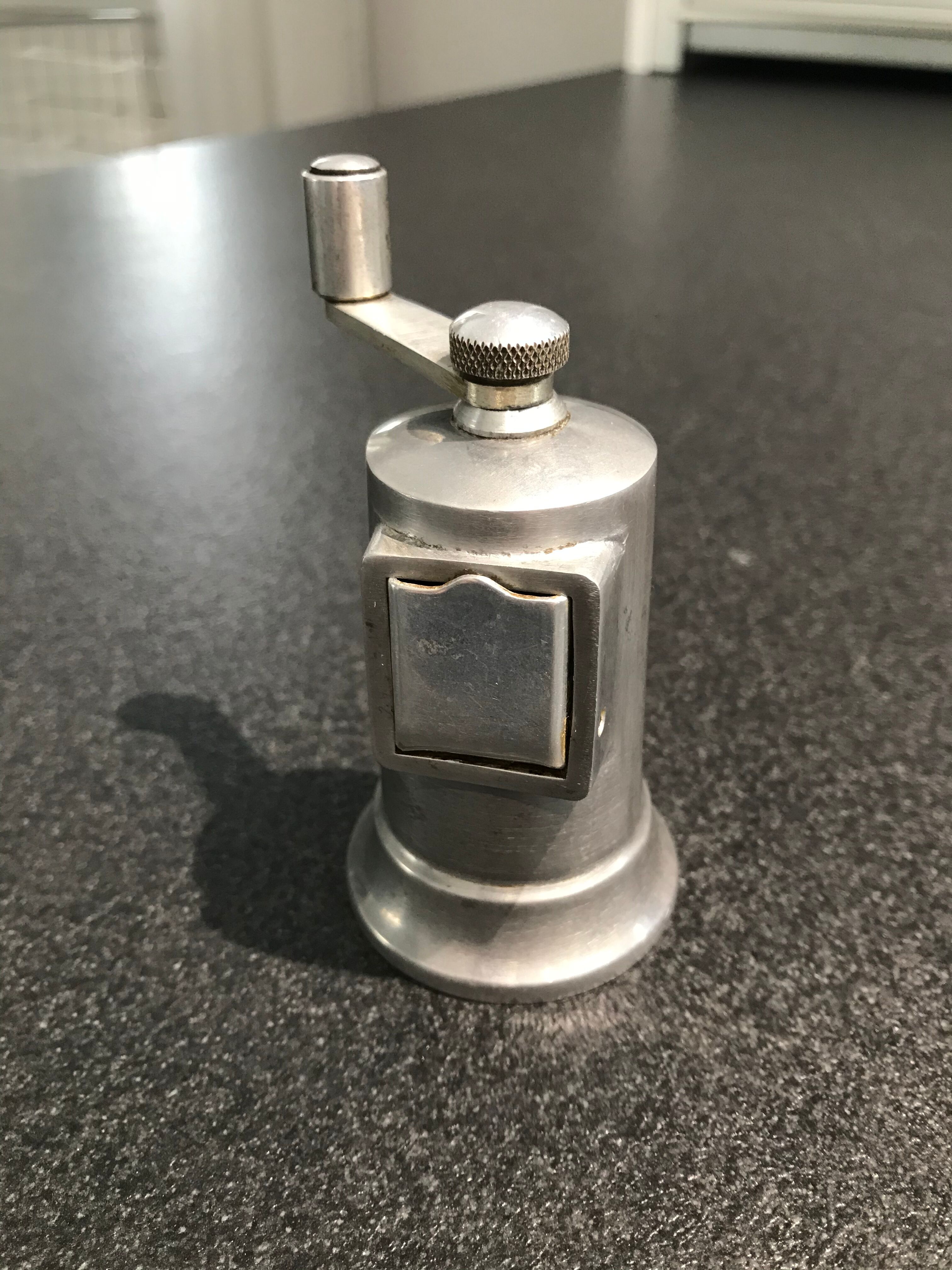 Perfex pepper crank mill