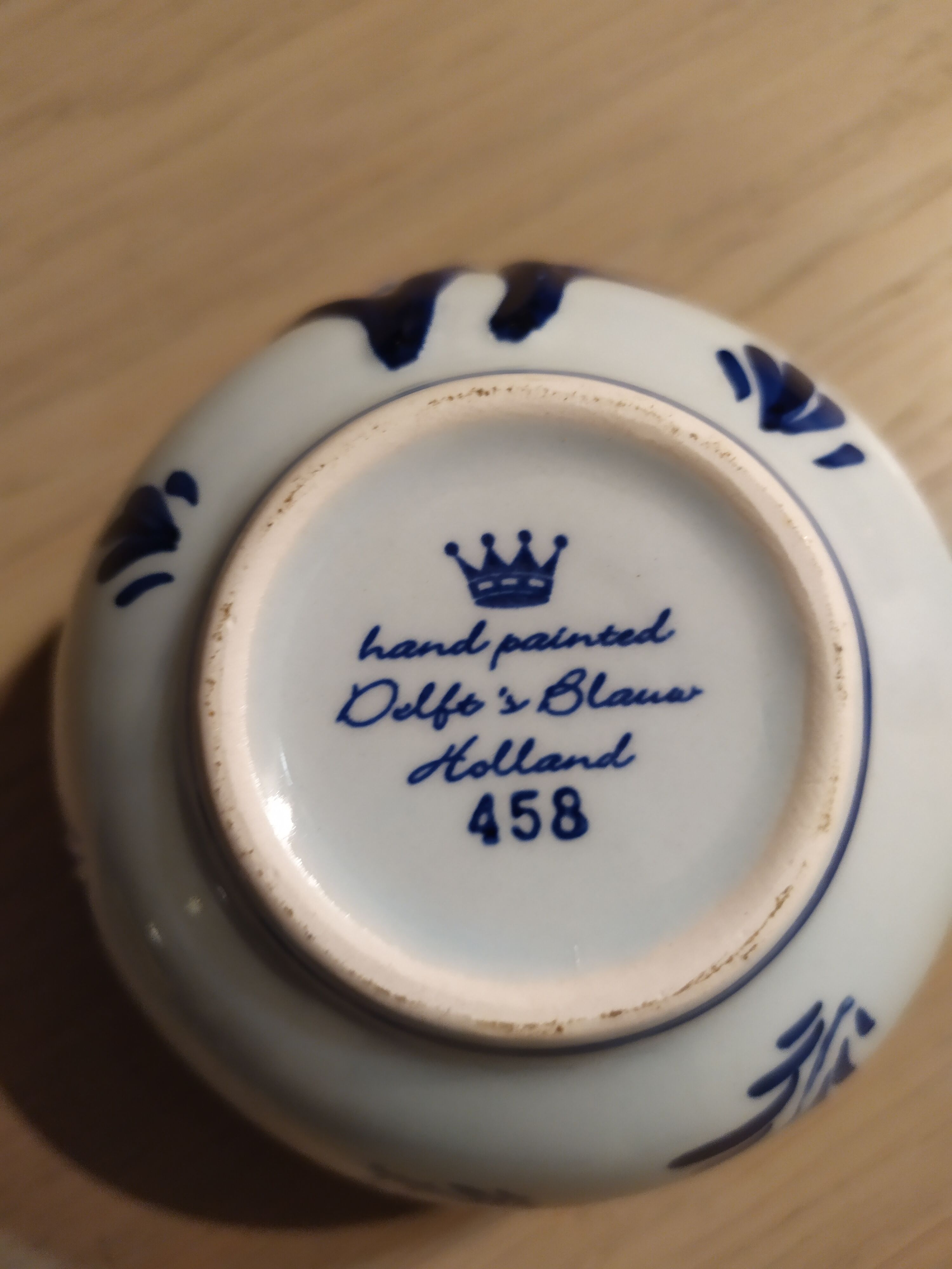 Delft's Blauw porcelain cup