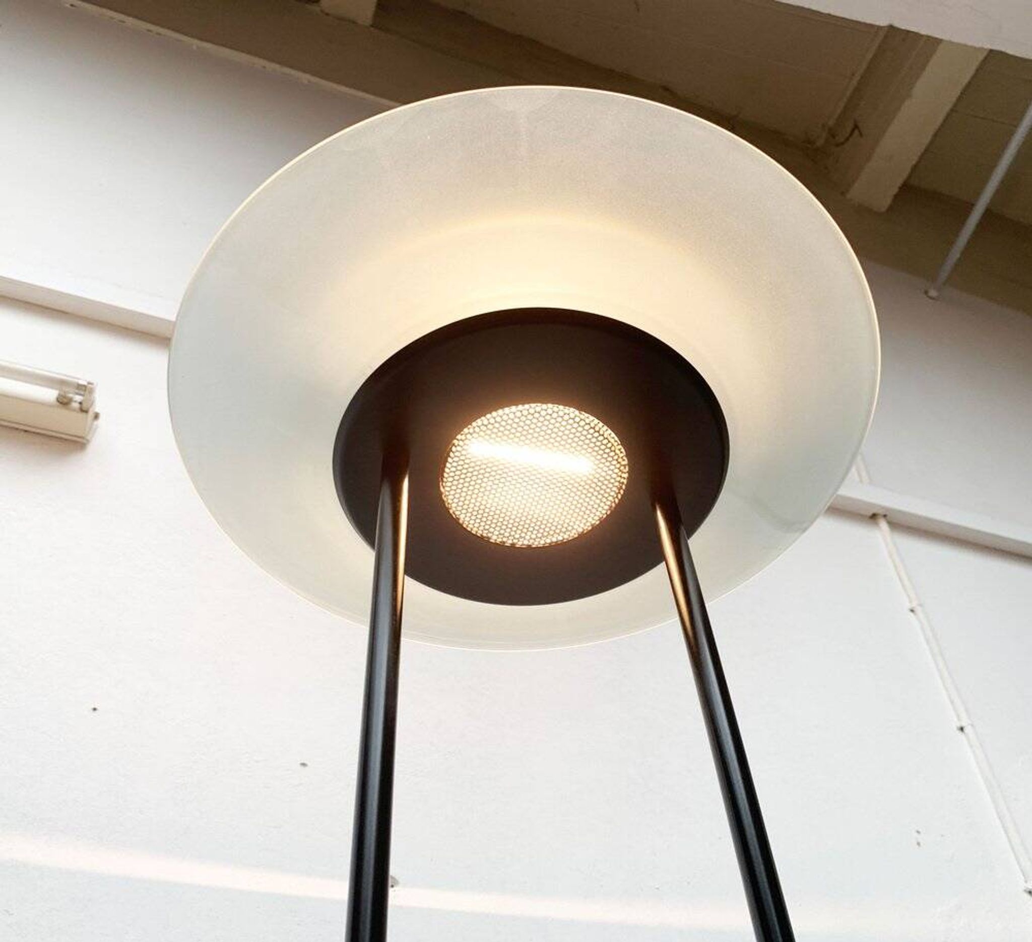 Lampe sur pied italienne vintage, années 1980