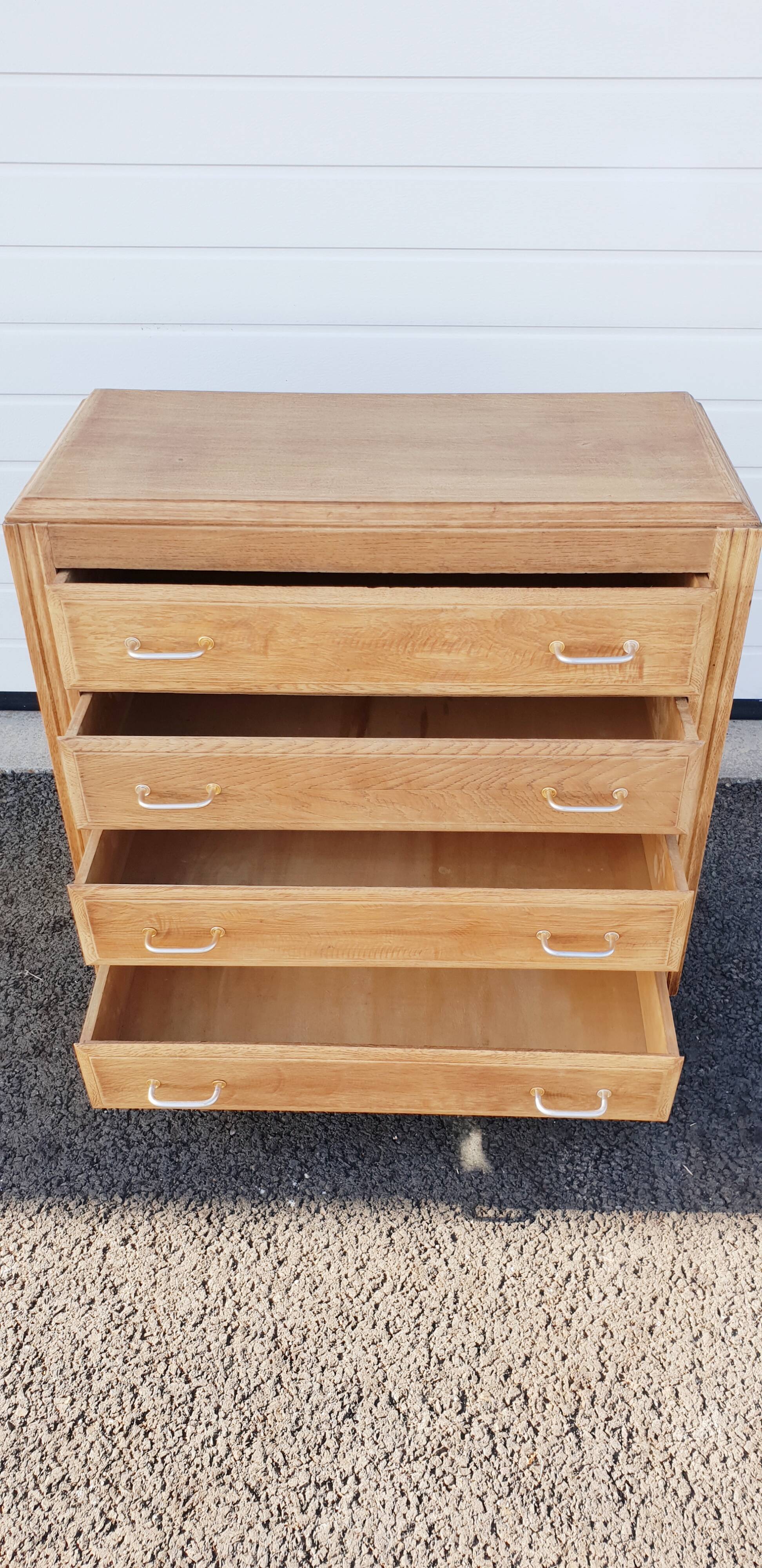 Vintage chest of drawers