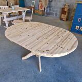 Round table in solid pine – sandblasted – with extension