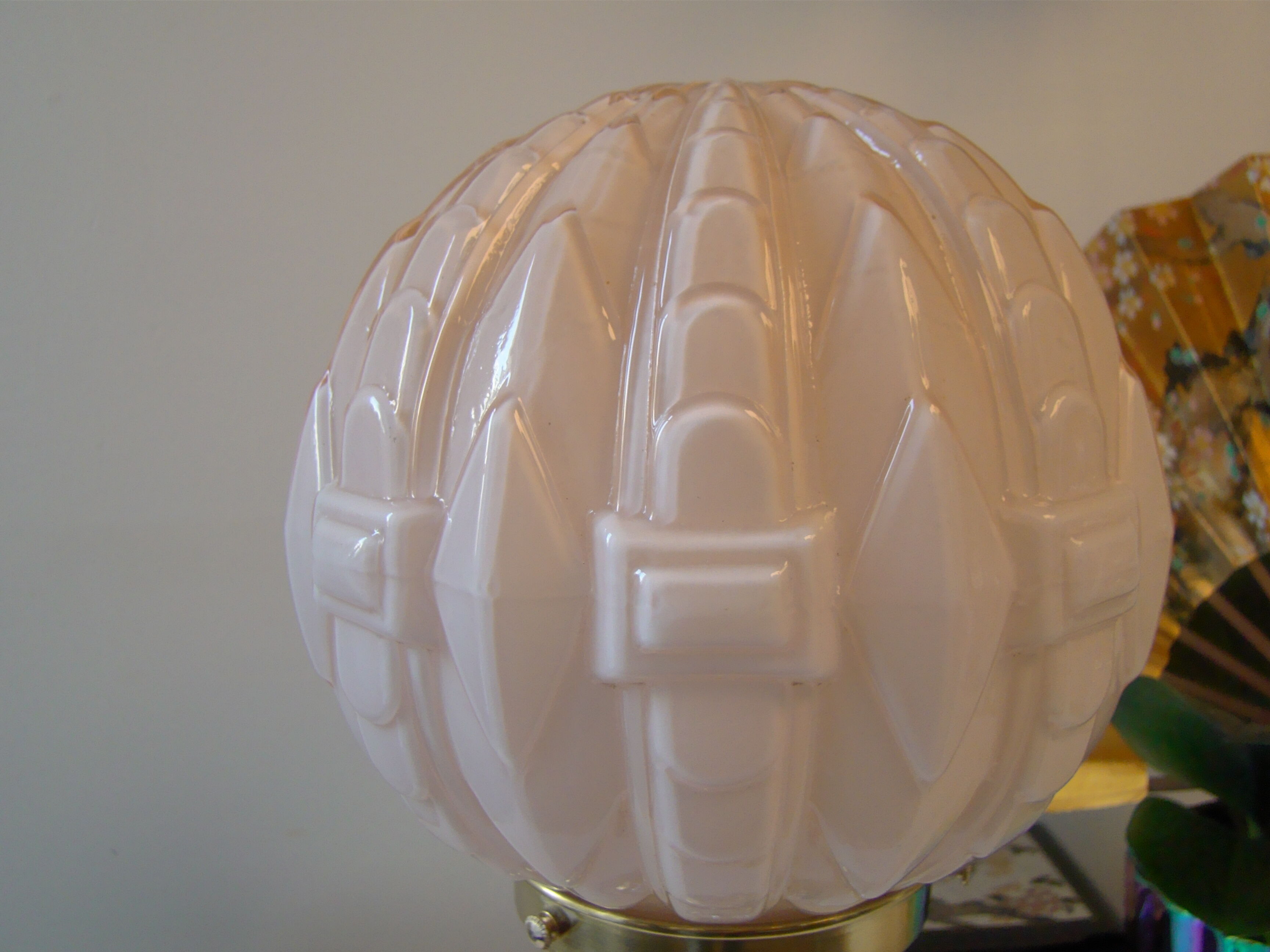 Art Deco lamp pink foot in cut crystal