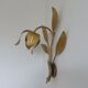 Applique fleur en métal doré années 70