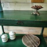 Console / table