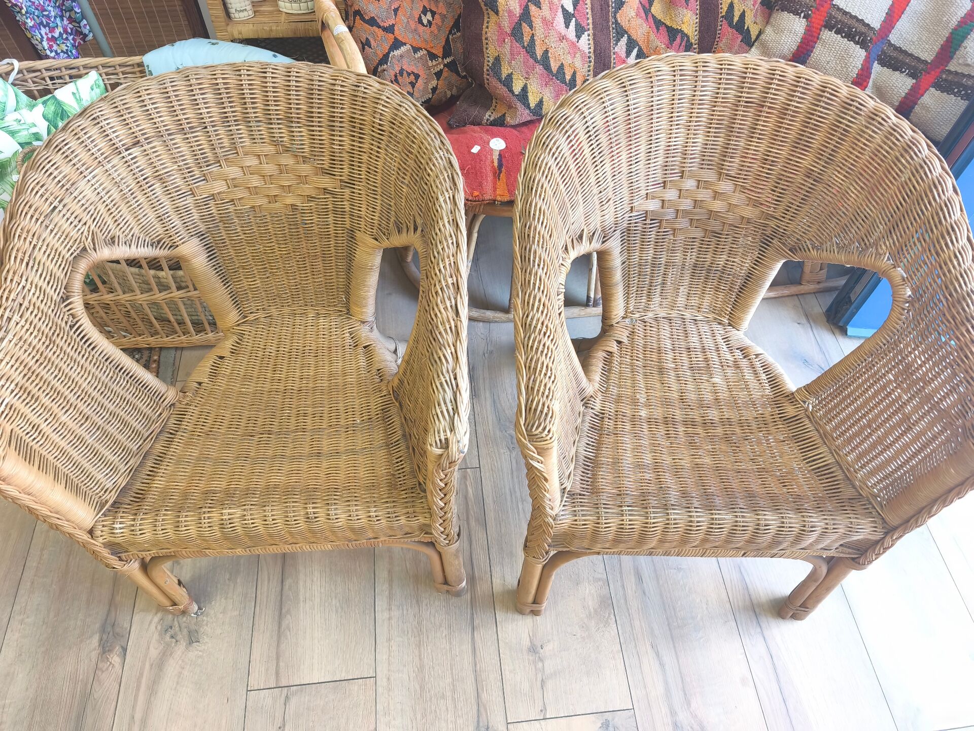 Pair of wicker armchairs