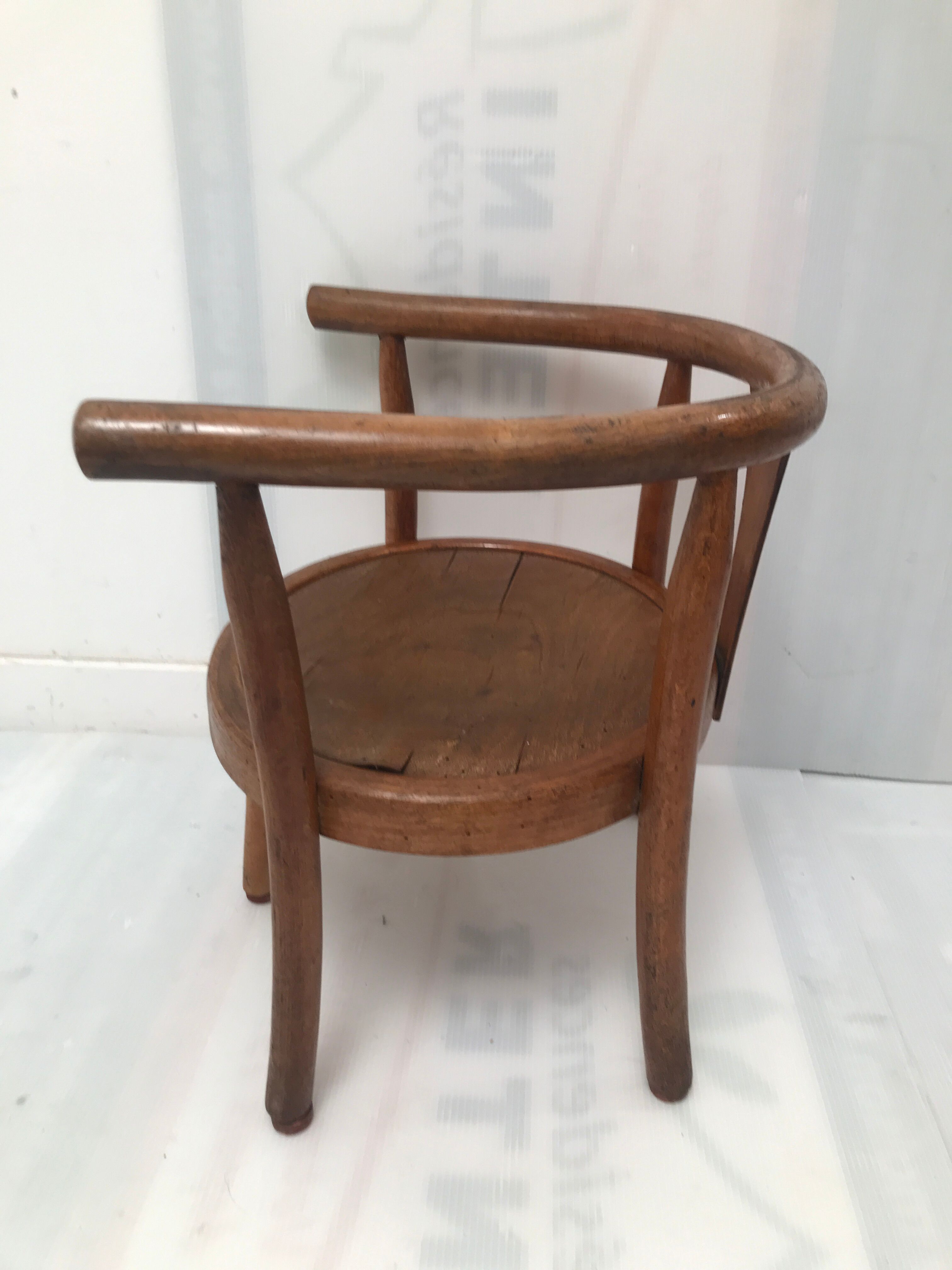 Fauteuil enfant bois courbé années 50-60
