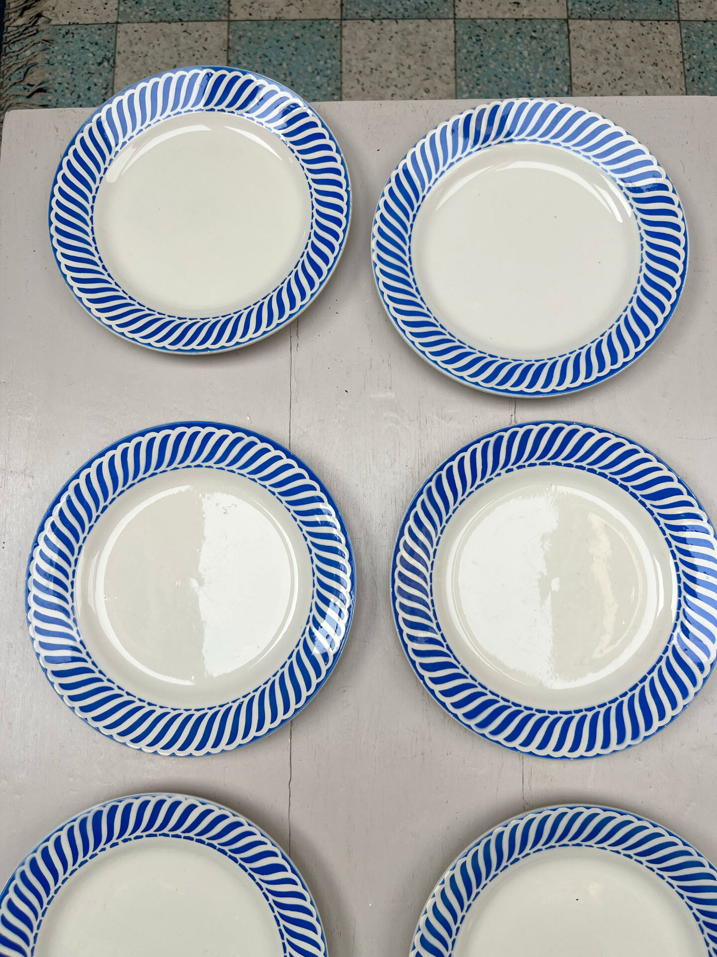 7 dessert plates