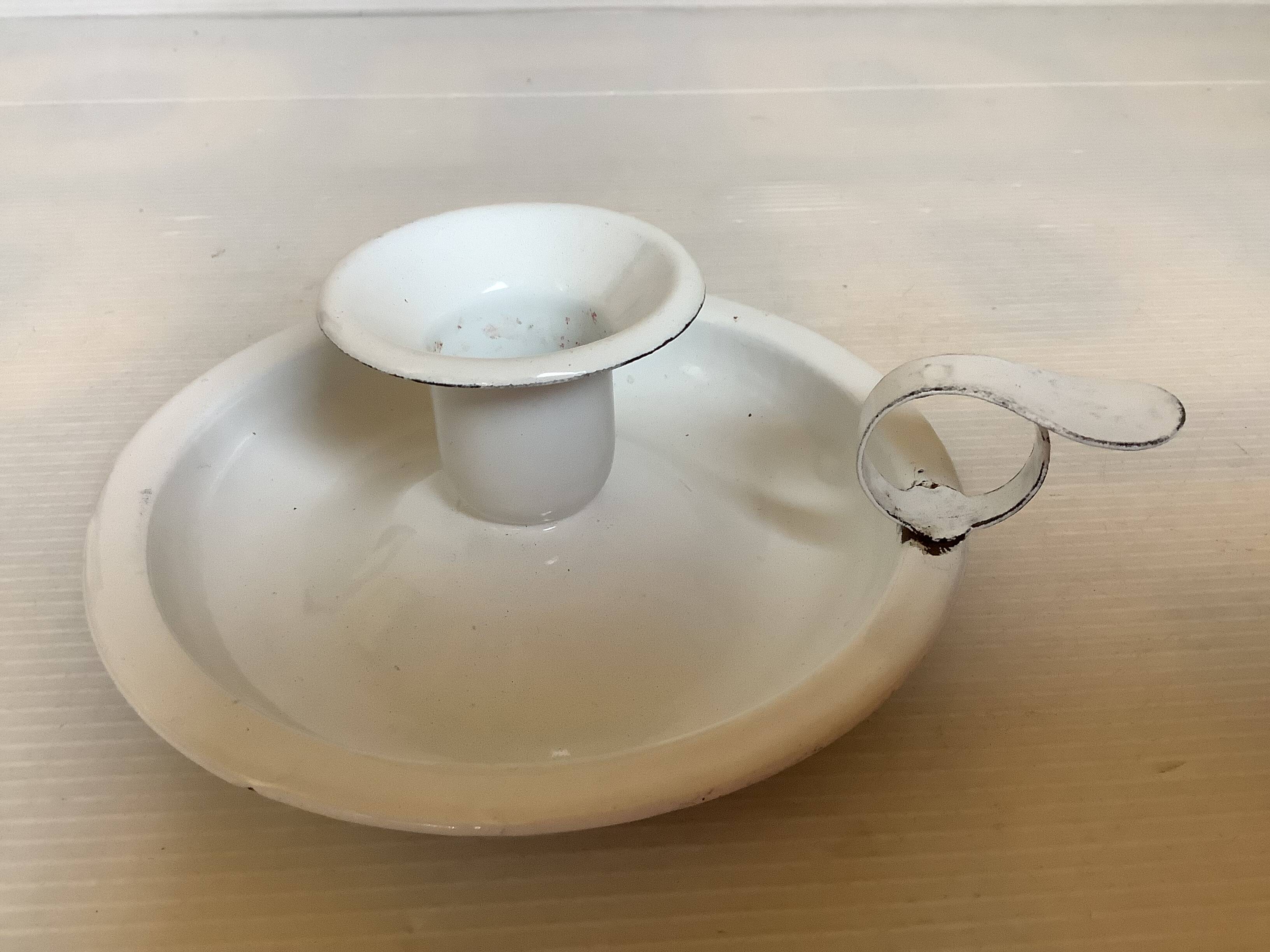 Cave rat candle holder in enamelled sheet metal