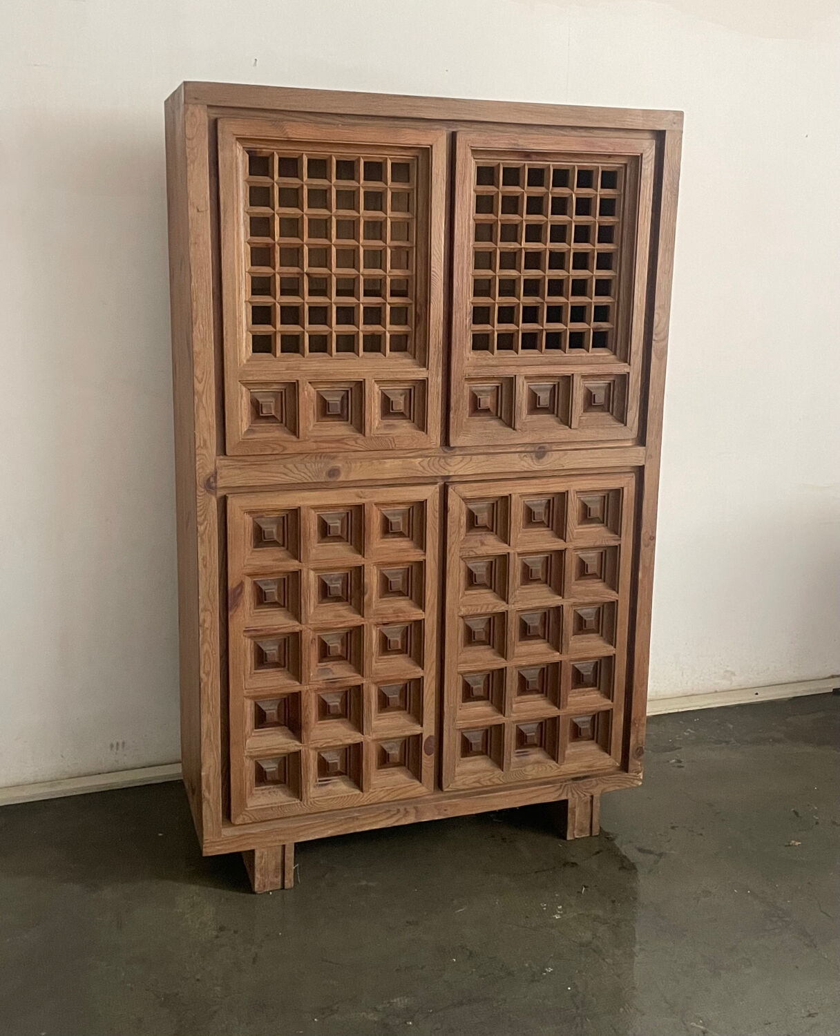 Cabinet vintage