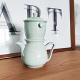 Coffee pot