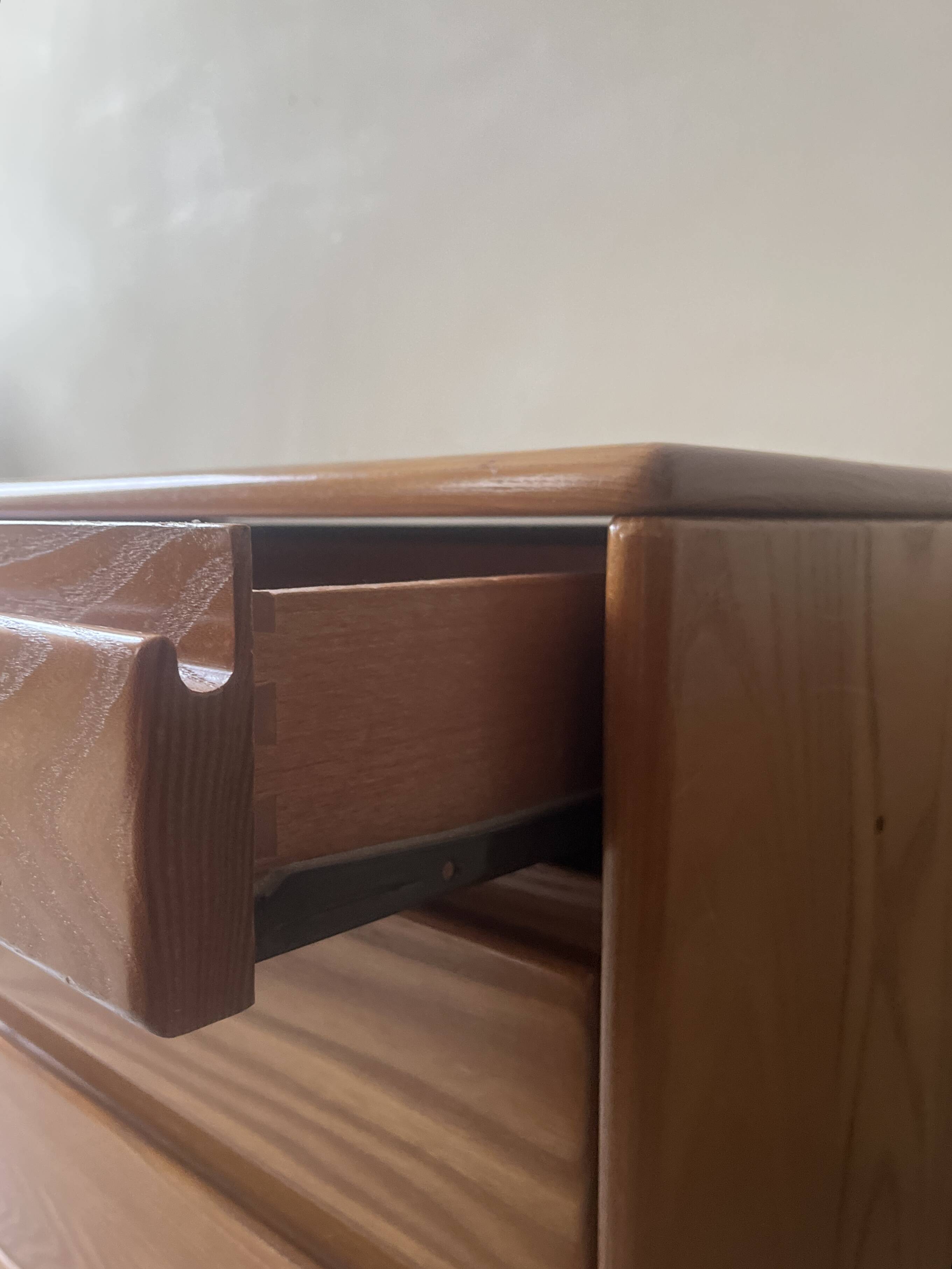 3-drawer chest of drawers in solid elm wood, Regain house