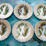 Lot de 6 assiettes à asperges en barbotine anciennes