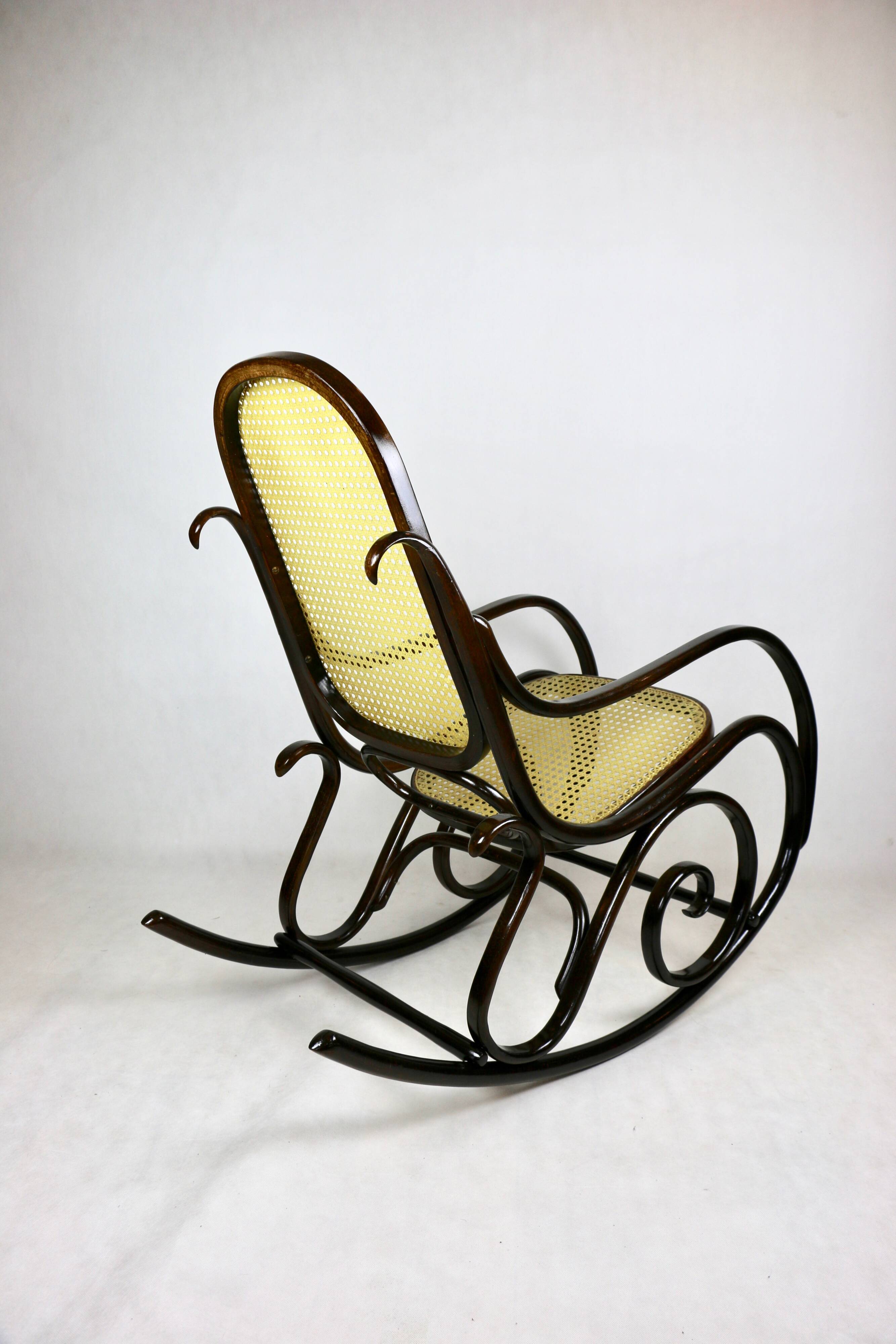 Vintage Brown Rocking Chair by Michael Thonet