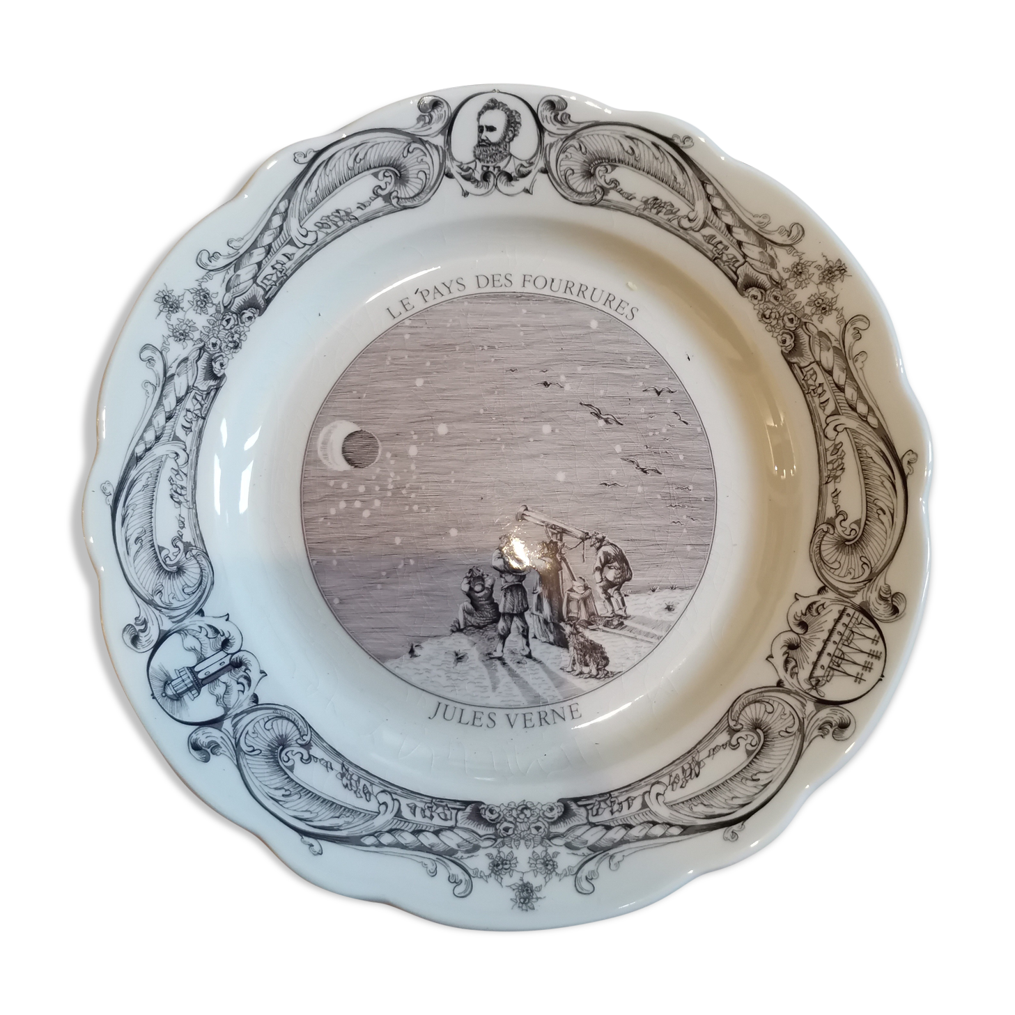 Plate Jules Verne, Michel l'Ormeraie, The land of furs