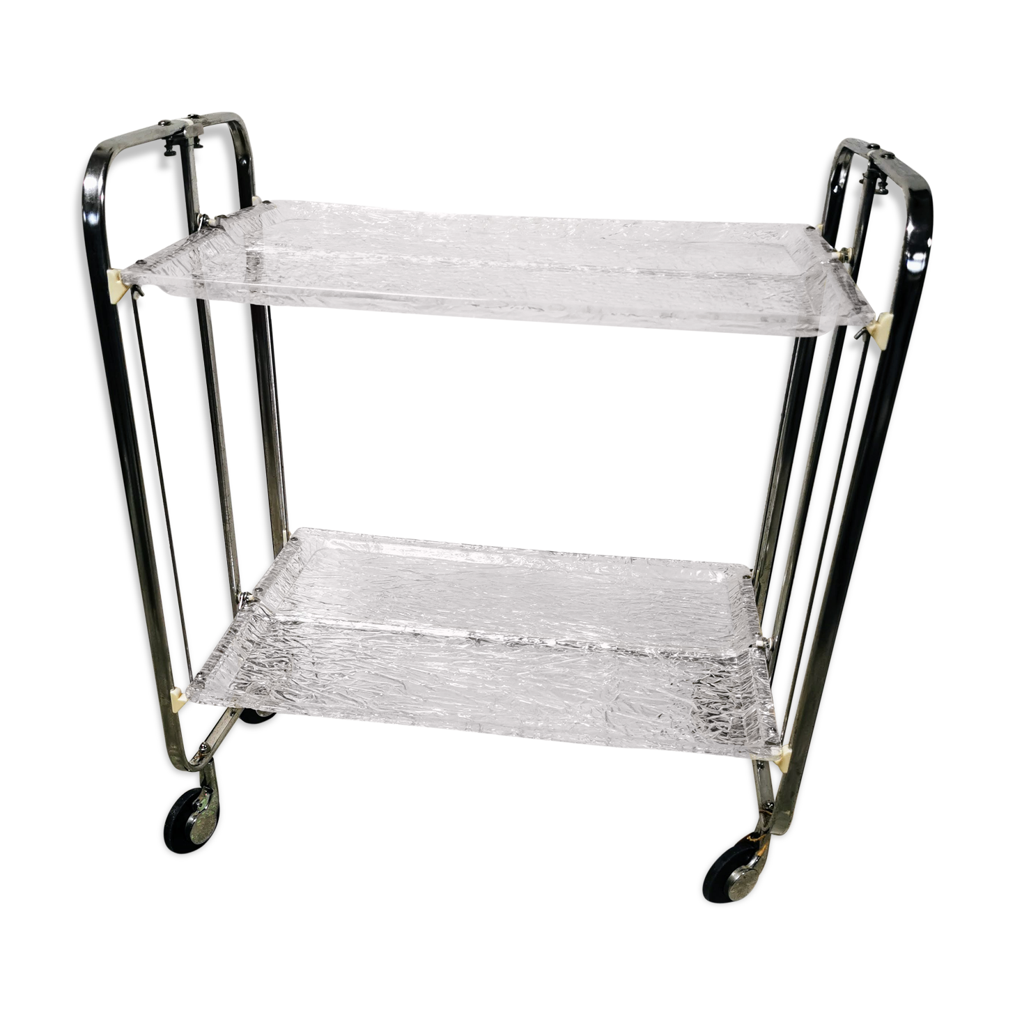 Vintage wheeled dessert