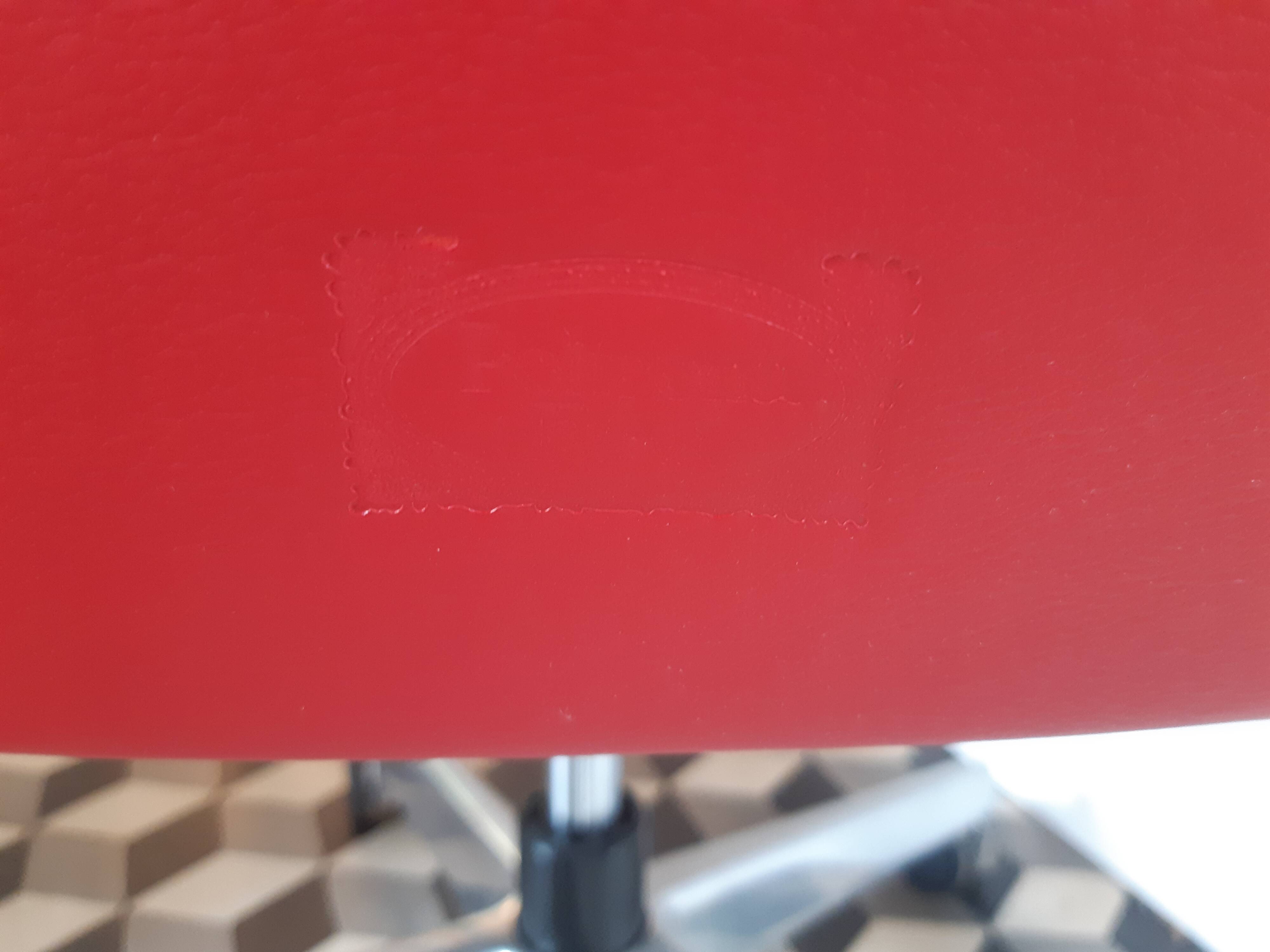 Poltrona Frau Chancellor President red office chair with wheels