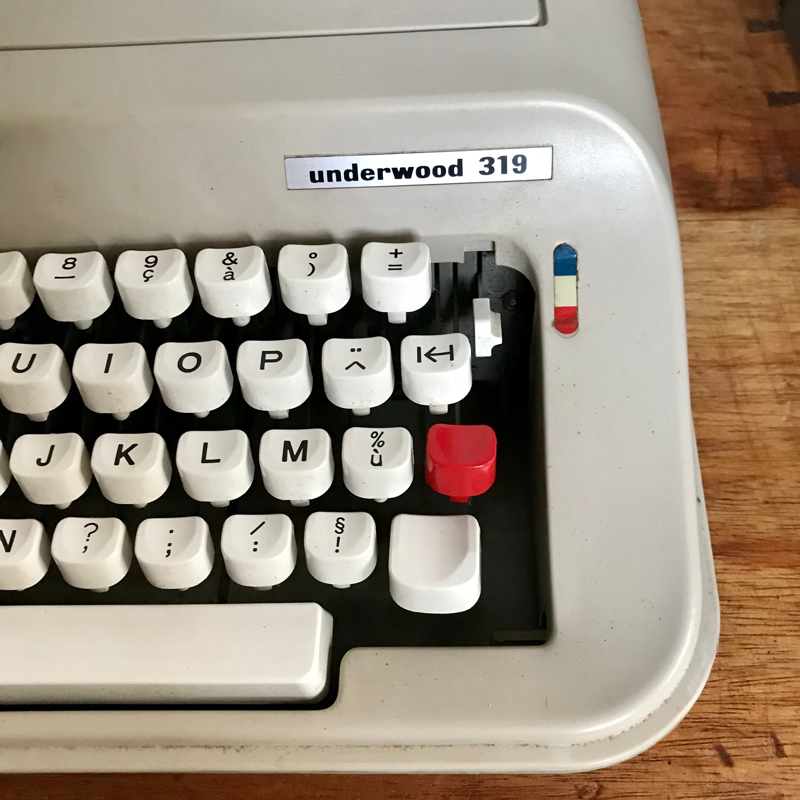 Underwood 319 typewriter