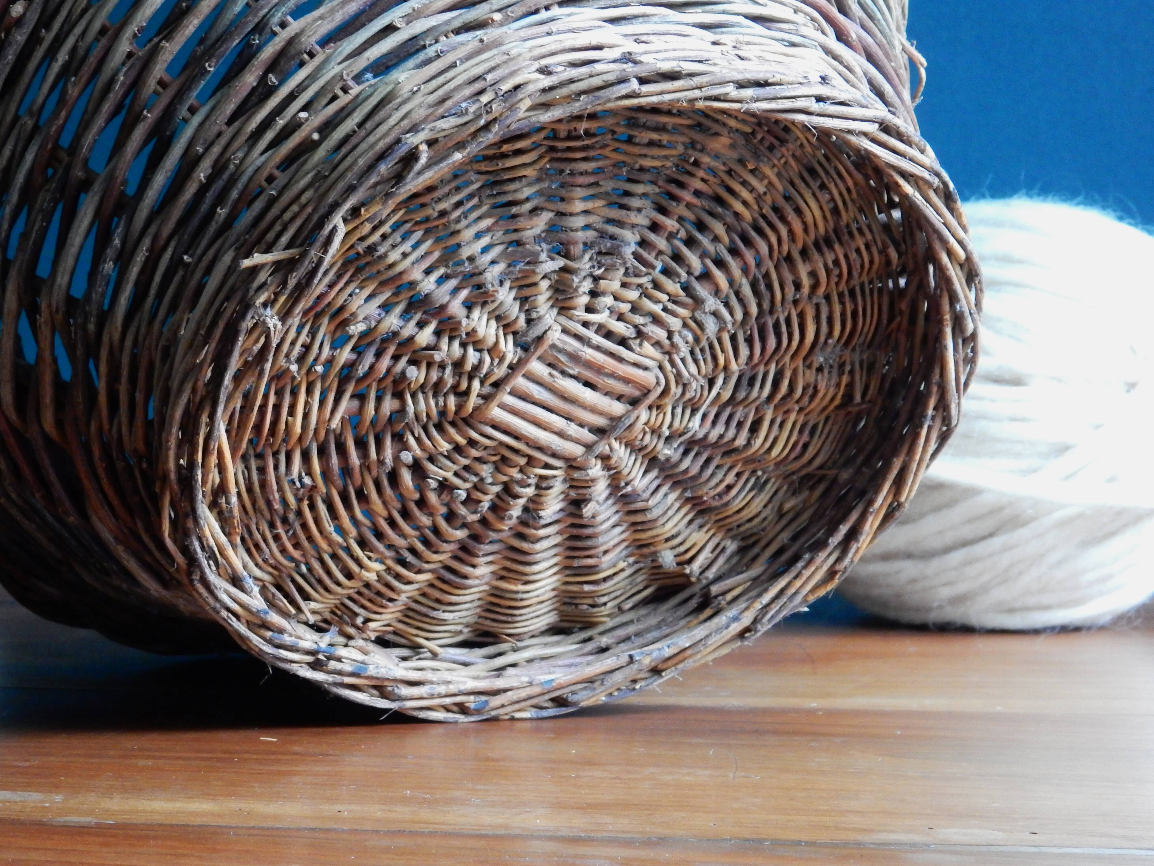 Panier en osier tressé vannerie artisanale