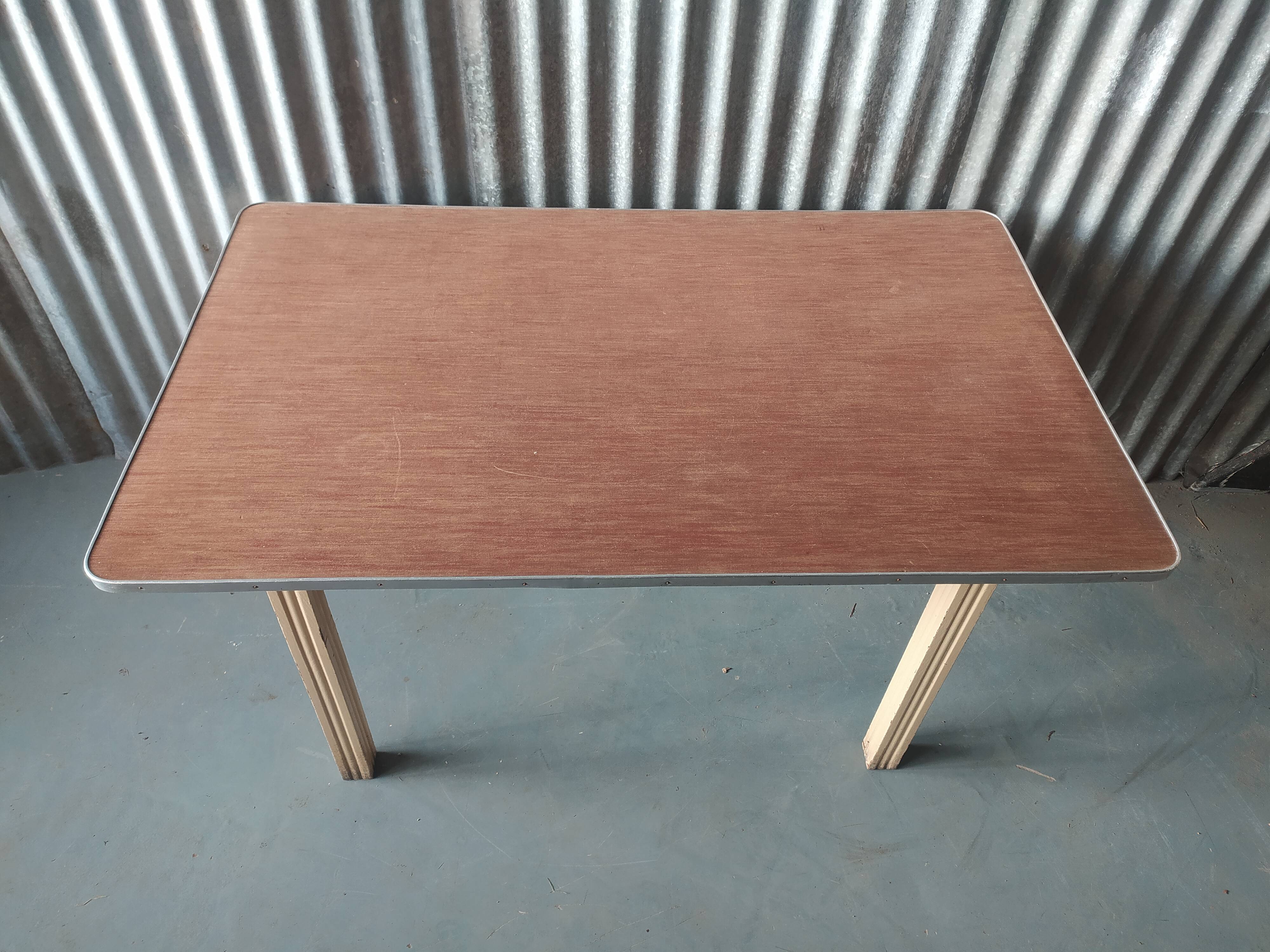 Table de cuisine vintage années 50