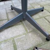 Lot de 4 tabouret industriel de Strafor 1960