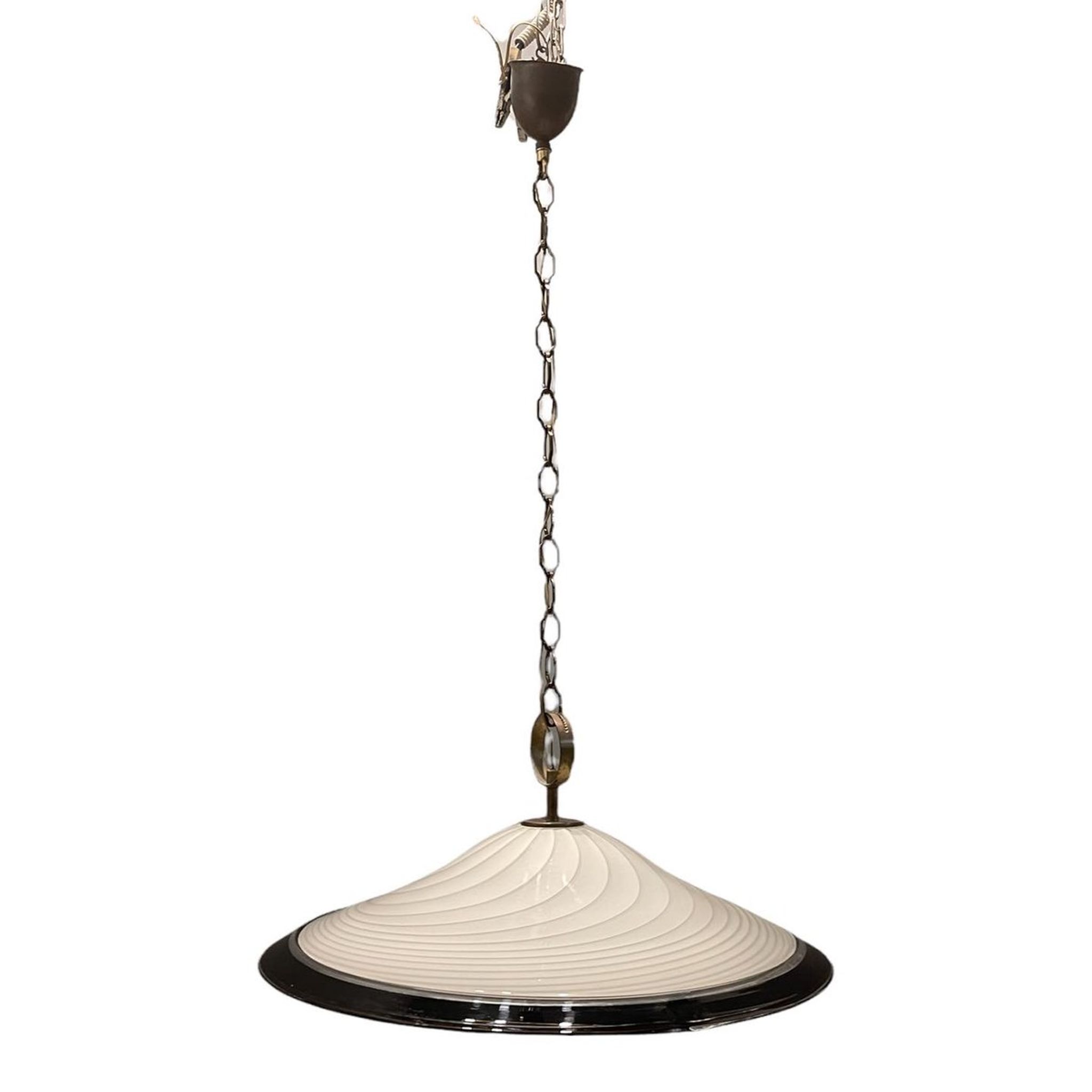 Suspension italienne noir et blanc en verre de murano