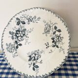 Iron pedestal dish