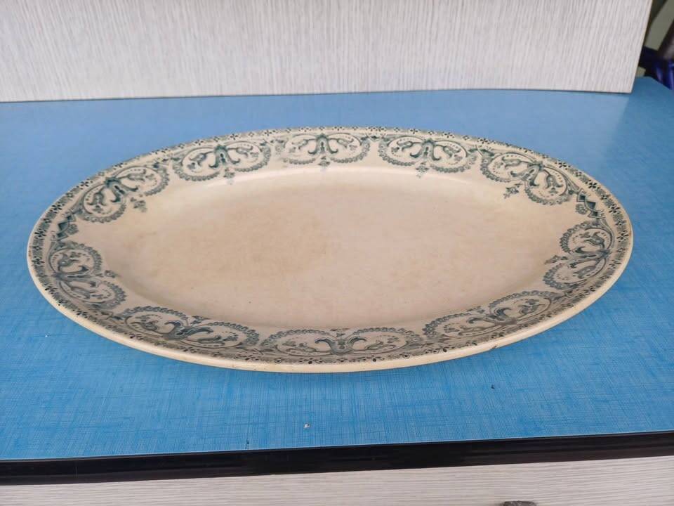Oval ironstone plate from around 1900.