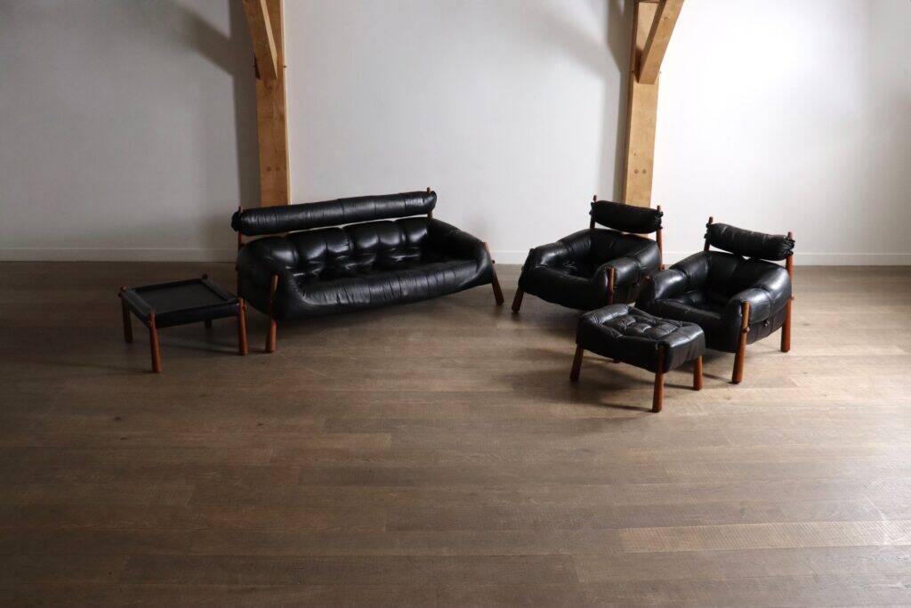 Percival Lafer MP-81 three seater sofa in black leather, Brazil 1970s