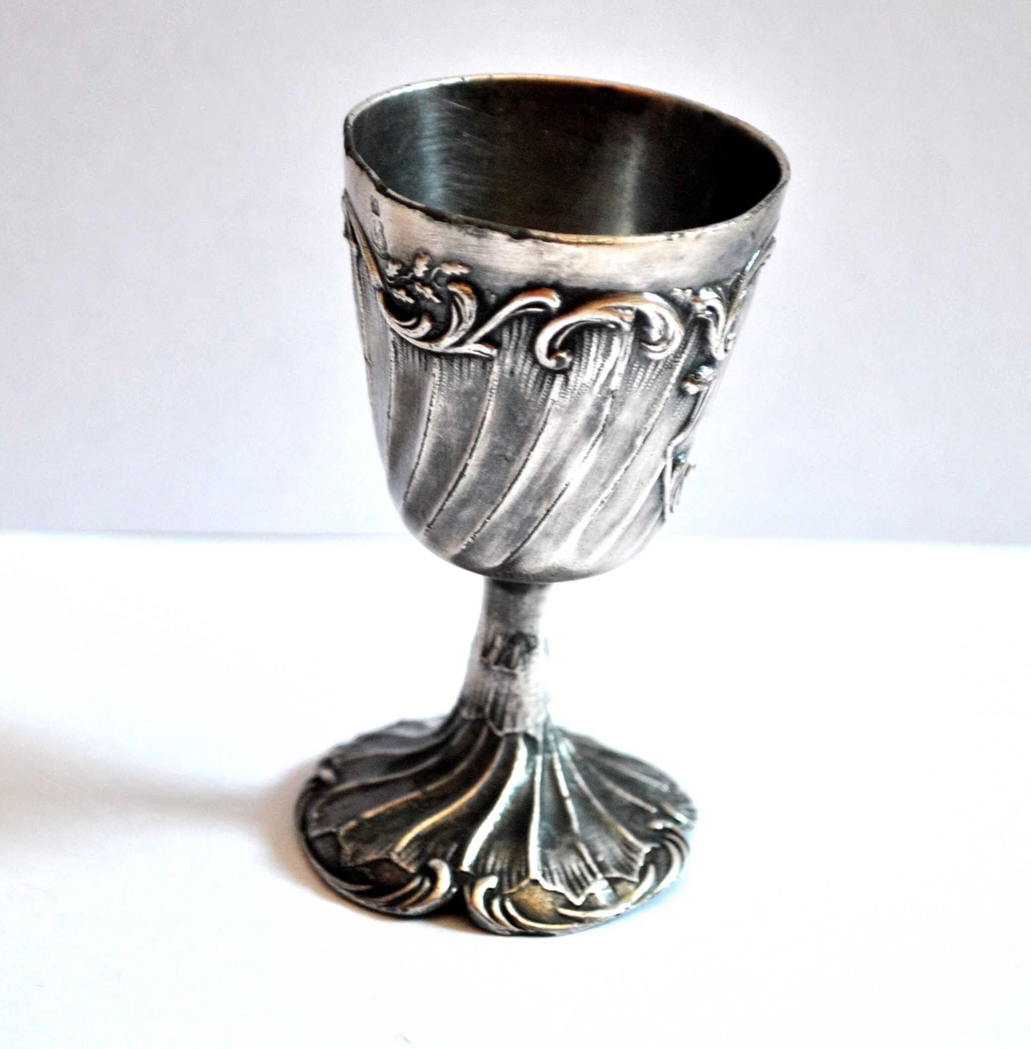 Coquetier rocaille ancien en métal argenté - Argenterie GALLIA pour CHRISTOFLE