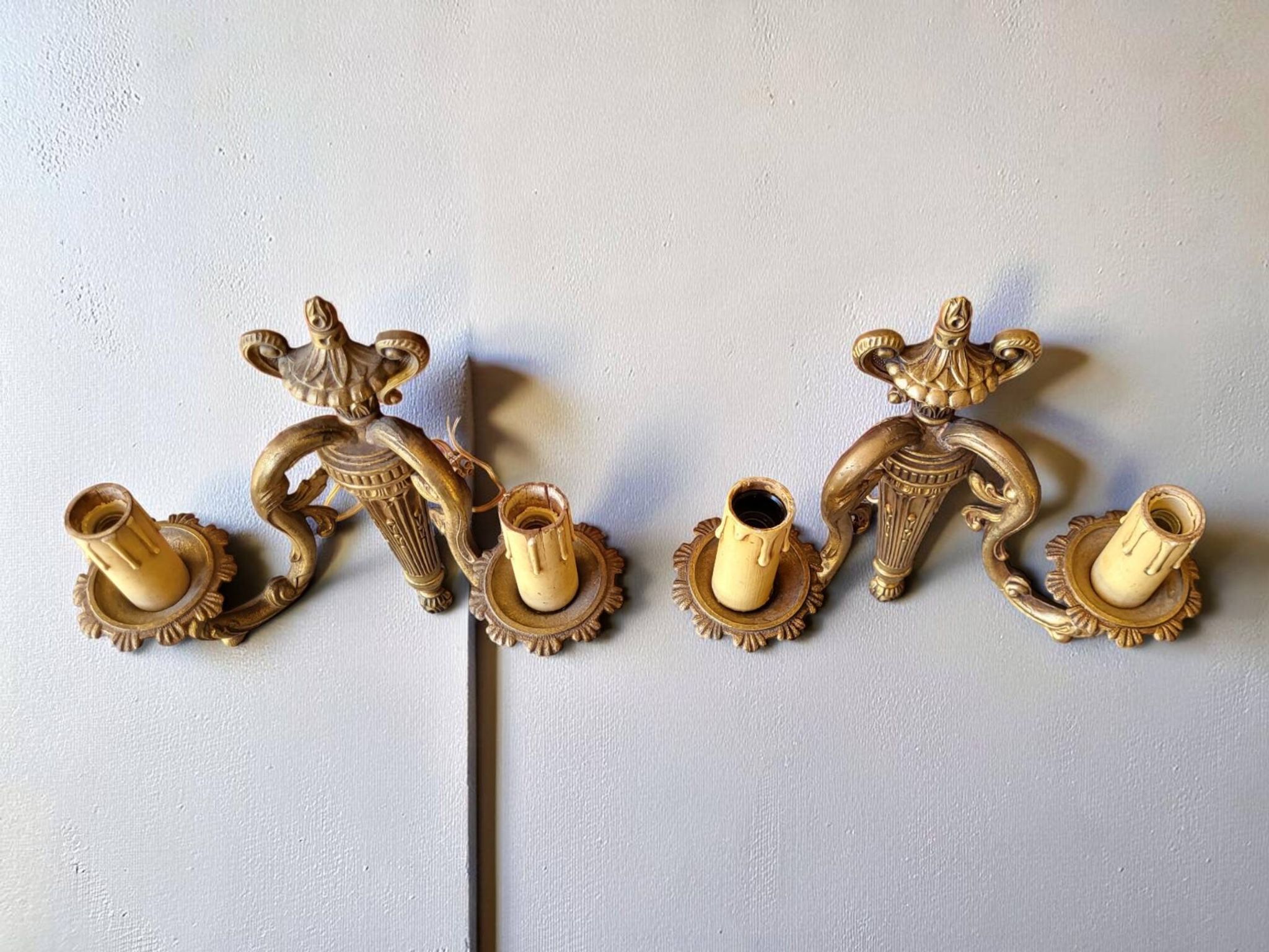 Paire d'appliques en bronze Louis XVI