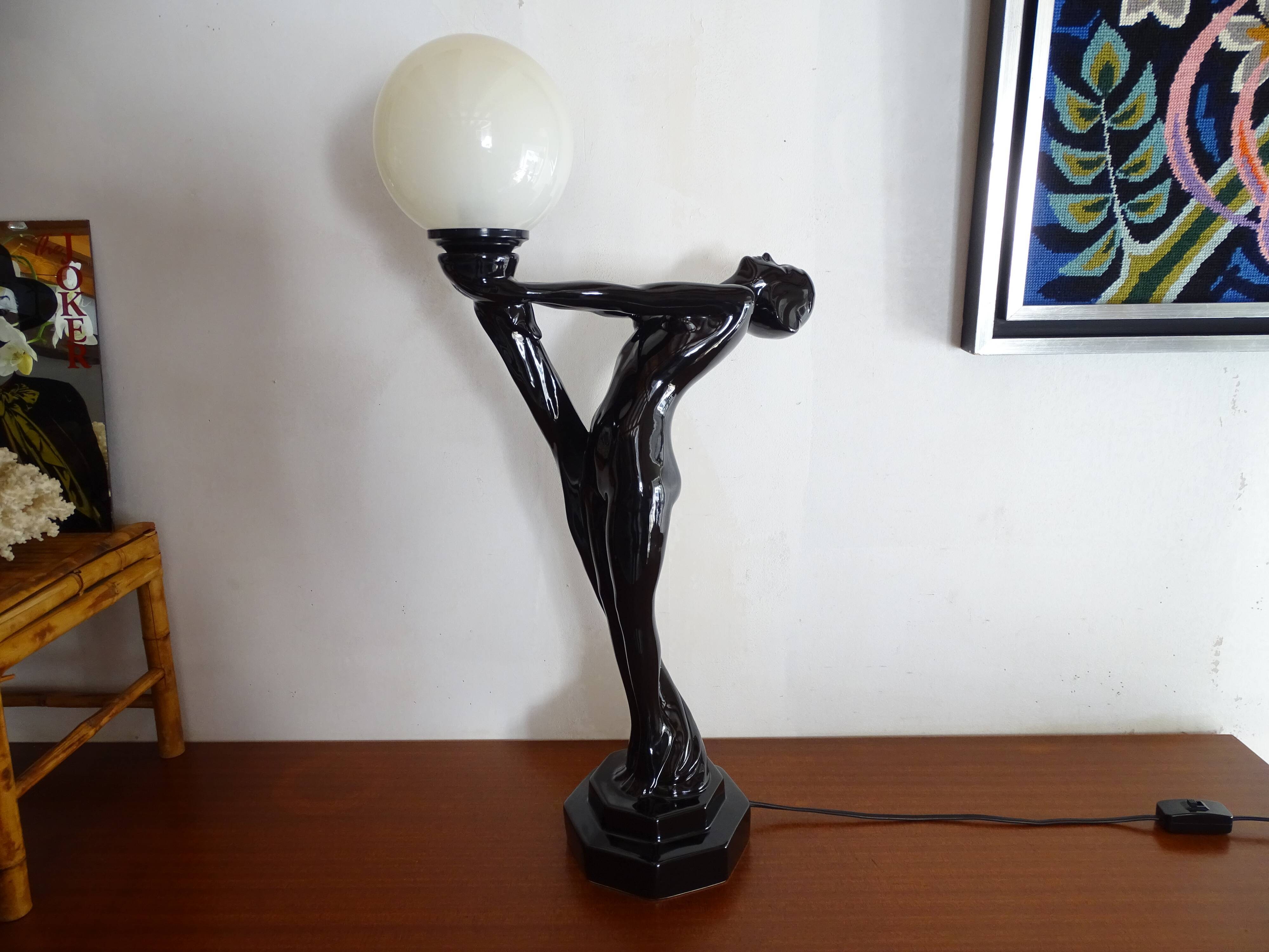 Lampe danseuse nue design 70's 80's- art déco globe boule